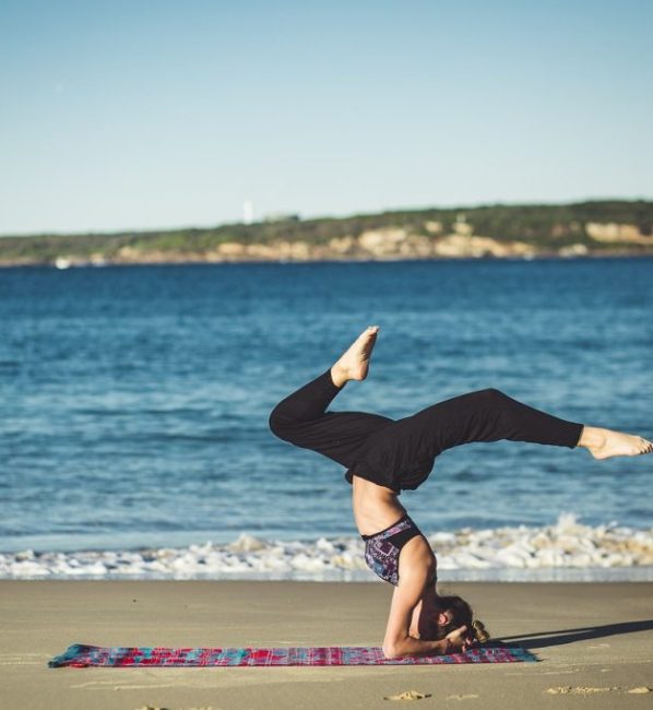 yoga balance zen beach ocean 1842292